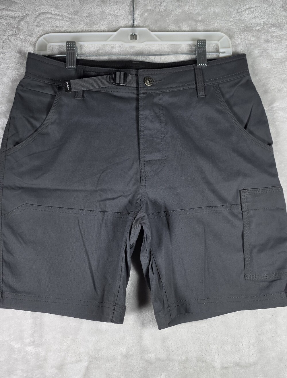 PrAna Stretch Zion Cargo Shorts Charcoal Gray Nylon Mens Sz 30 Standard Fit 7.5"
